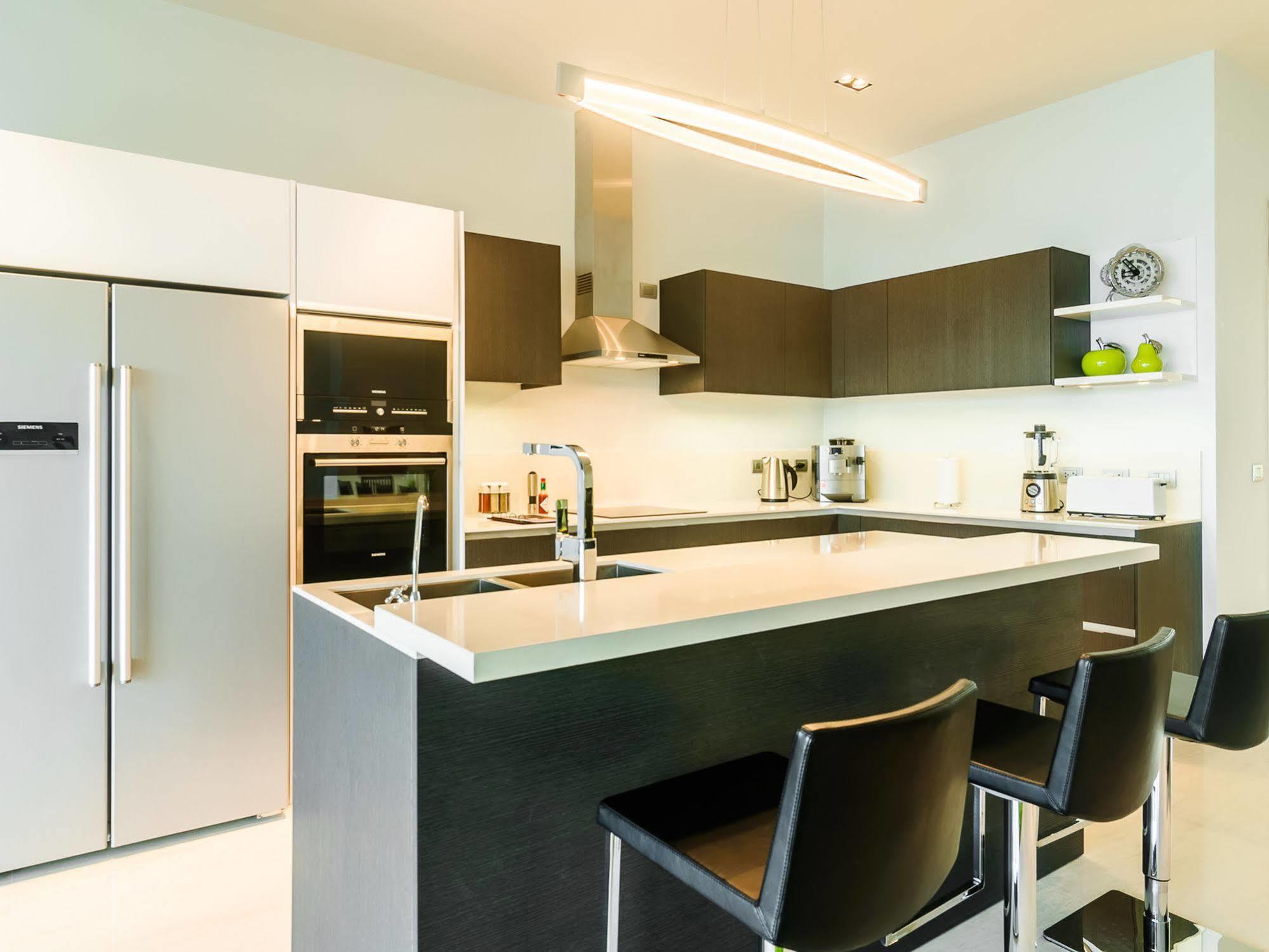 Elemental Villas Rawai Экстерьер фото