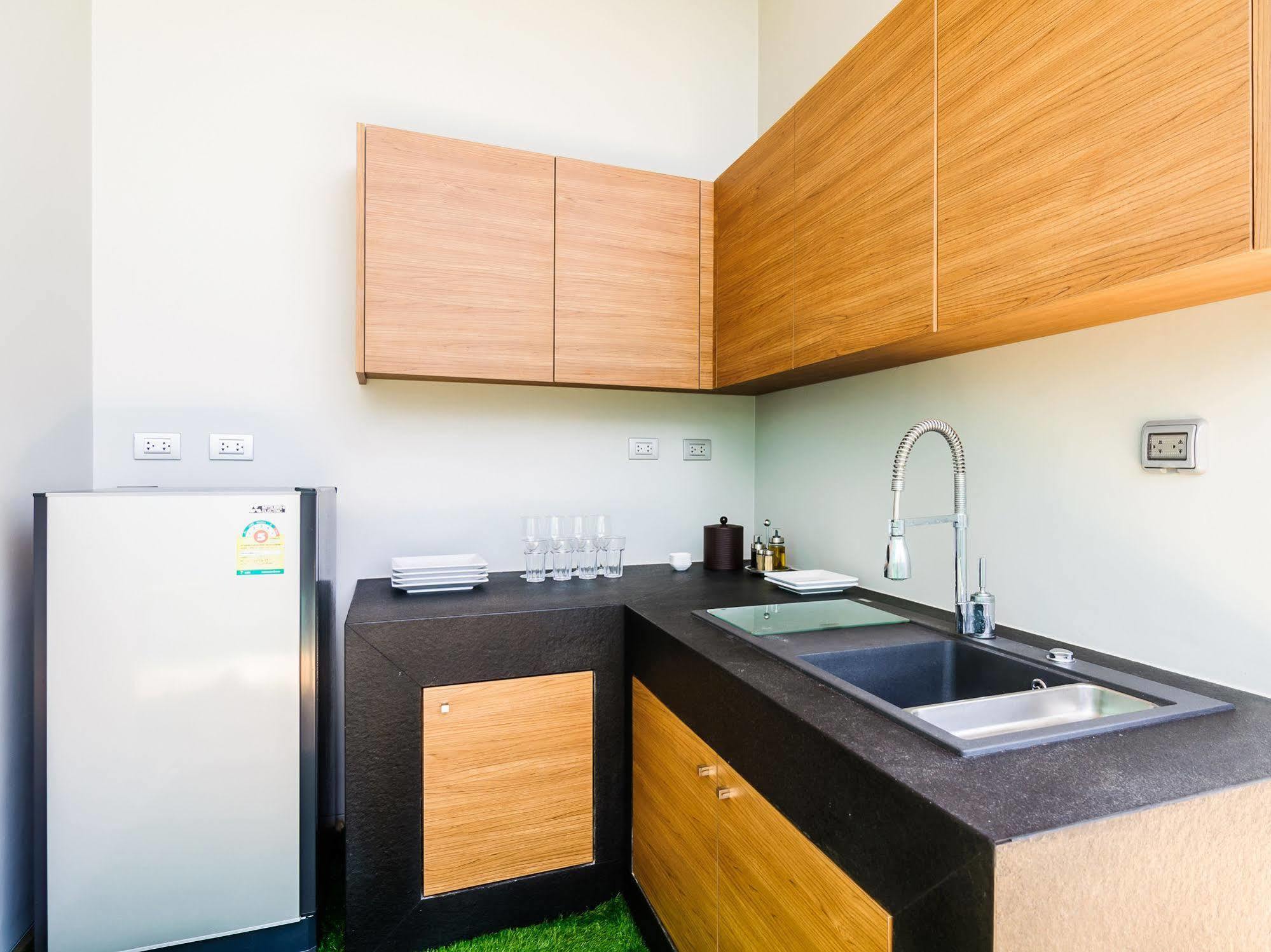 Elemental Villas Rawai Экстерьер фото